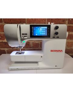 Pre-owned Bernina 480-1